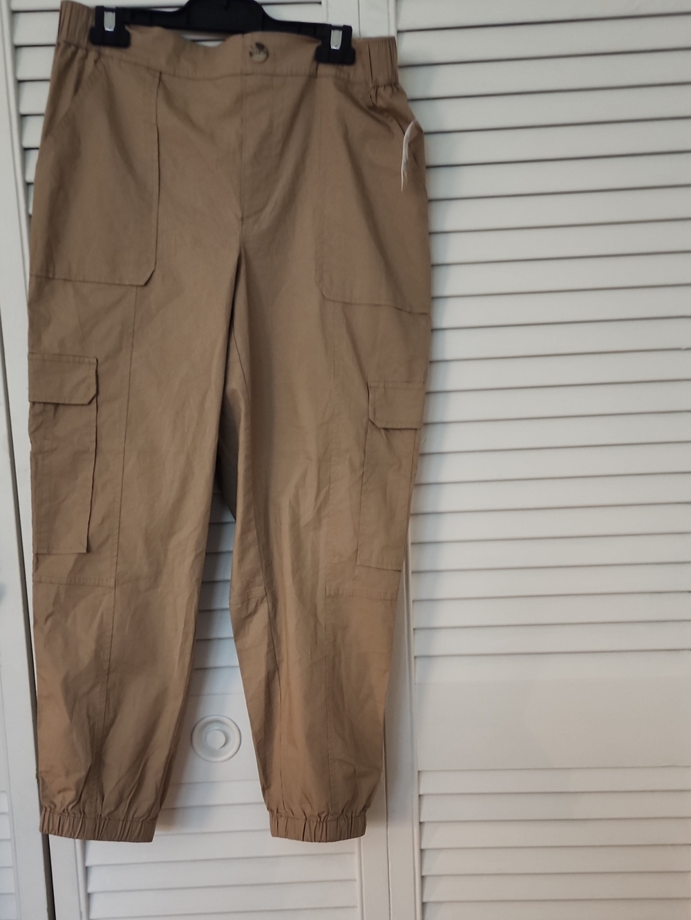 Reitmans Womens Cargo Jogger Pants - Tan
